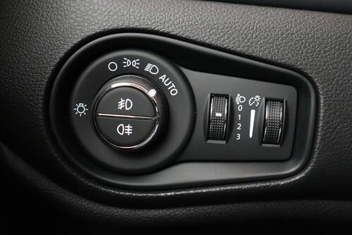 JEEP Renegade 1.5 AT GSE Limited DCT + A/T + PDC + CRUISE + ALU 17