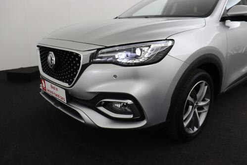 MG EHS  LUXURY  1.5 T GDI PHEV + A/T + GPS + LEDER + CAMERA + PDC + CRUISE + PANO DAK + ALU 18