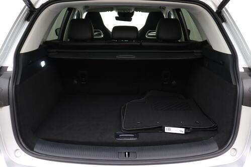 MG EHS  LUXURY  1.5 T GDI PHEV + A/T + GPS + LEDER + CAMERA + PDC + CRUISE + PANO DAK + ALU 18