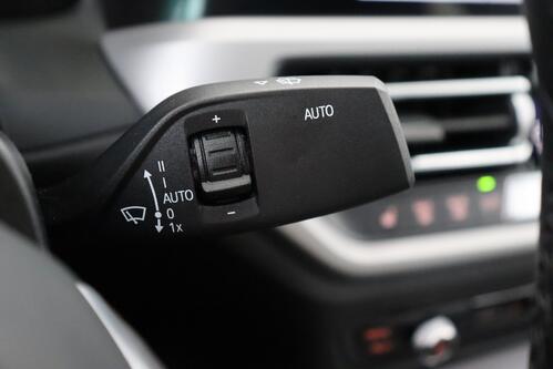 BMW 320  e iA  PHEV+ CARPLAY + GPS + PDC + CRUISE + ALU 