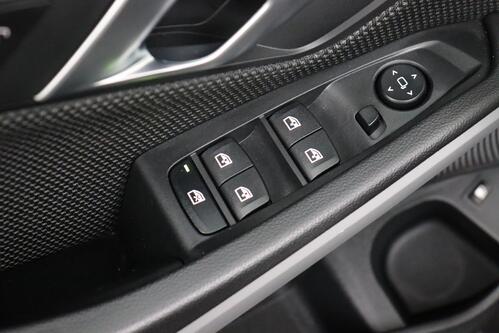 BMW 320  e iA  PHEV+ CARPLAY + GPS + PDC + CRUISE + ALU 