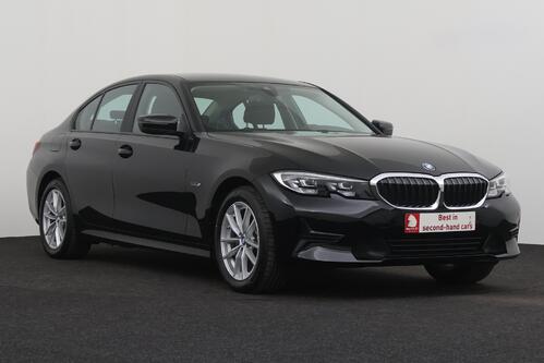 BMW 320  e iA  PHEV+ CARPLAY + GPS + PDC + CRUISE + ALU 