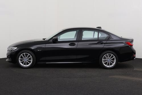 BMW 320  e iA  PHEV+ CARPLAY + GPS + PDC + CRUISE + ALU 