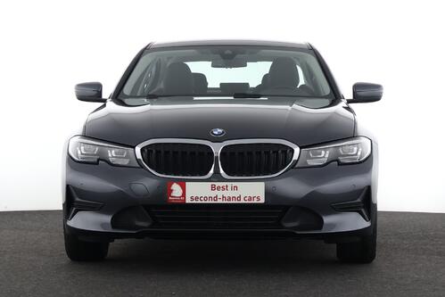 BMW 318  IA + CARPLAY + GPS + PDC + CRUISE + LEDER + ALU 