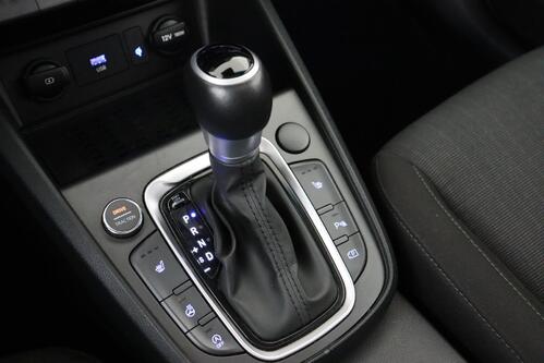 HYUNDAI Kona  PRIME 1.6i  DCT + A/T + GPS + CARPLAY + CAMERA + PDC + CRUISE + ALU 18