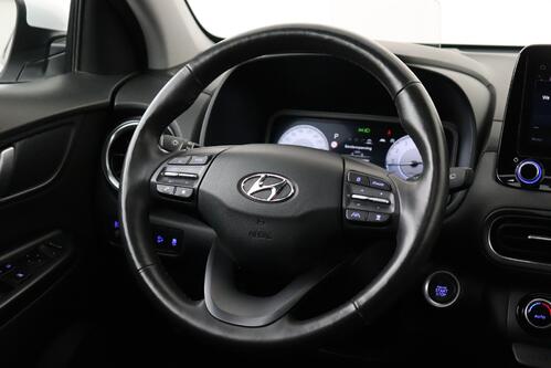 HYUNDAI Kona  PRIME 1.6i  DCT + A/T + GPS + CARPLAY + CAMERA + PDC + CRUISE + ALU 18