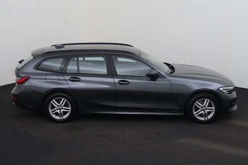 BMW 320 IA TOURING ADVANTAGE + CARPLAY + GPS + PDC + CRUISE + ALU