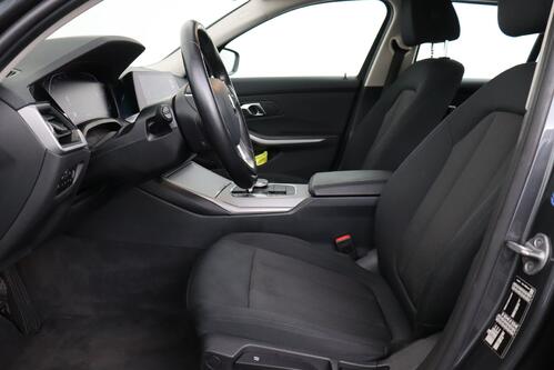 BMW 320 IA TOURING ADVANTAGE + CARPLAY + GPS + PDC + CRUISE + ALU