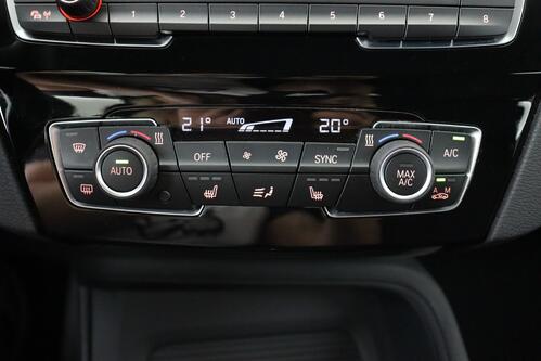 BMW X1 xDrive25e iA + GPS + CAMERA + PDC + CRUISE + ALU  