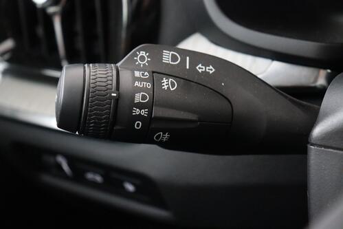 VOLVO V60 INSCRIPTION  2.0T6  GEARTRONIC PHEV + GPS + LEDER + CAMERA + PDC + CRUISE + ALU 19 + TREKHAAK 