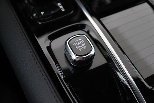 VOLVO V60 INSCRIPTION  2.0T6  GEARTRONIC PHEV + GPS + LEDER + CAMERA + PDC + CRUISE + ALU 19 + TREKHAAK 