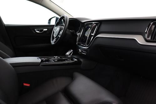 VOLVO V60 INSCRIPTION  2.0T6  GEARTRONIC PHEV + GPS + LEDER + CAMERA + PDC + CRUISE + ALU 19 + TREKHAAK 