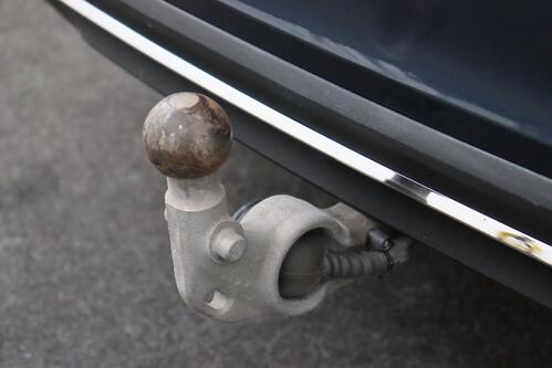 VOLVO V60 INSCRIPTION  2.0T6  GEARTRONIC PHEV + GPS + LEDER + CAMERA + PDC + CRUISE + ALU 19 + TREKHAAK 