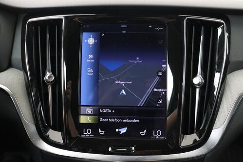 VOLVO V60 INSCRIPTION  2.0T6  GEARTRONIC PHEV + GPS + LEDER + CAMERA + PDC + CRUISE + ALU 19 + TREKHAAK 