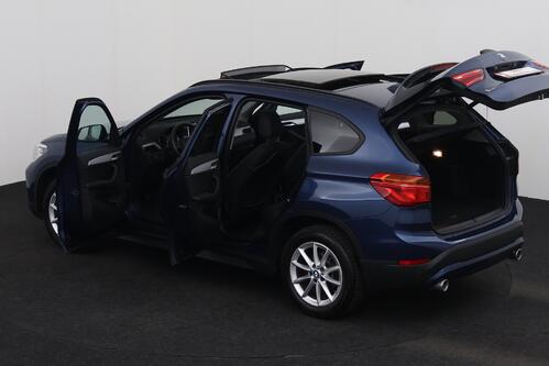 BMW X1 sDrive18d + GPS + PDC + CRUISE + PANO + LEDER + ALU 