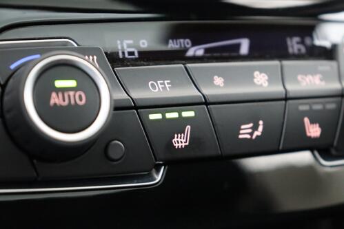 BMW X1 sDrive18d + GPS + PDC + CRUISE + PANO + LEDER + ALU 