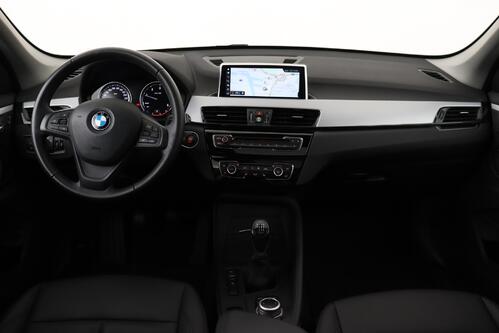 BMW X1 sDrive18d + GPS + PDC + CRUISE + PANO + LEDER + ALU 