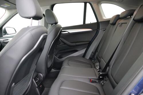 BMW X1 sDrive18d + GPS + PDC + CRUISE + PANO + LEDER + ALU 
