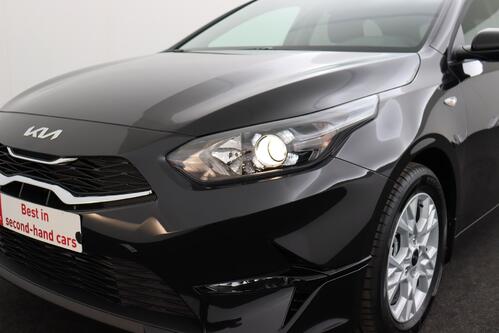 KIA Ceed SW 1.5 T-GDI 1 + CARPLAY + GPS + CAMERA + PDC + ALU