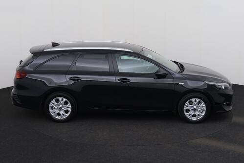 KIA Ceed SW 1.5 T-GDI 1 + CARPLAY + GPS + CAMERA + PDC + ALU