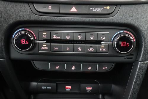 KIA Ceed SW 1.5 T-GDI 1 + CARPLAY + GPS + CAMERA + PDC + ALU