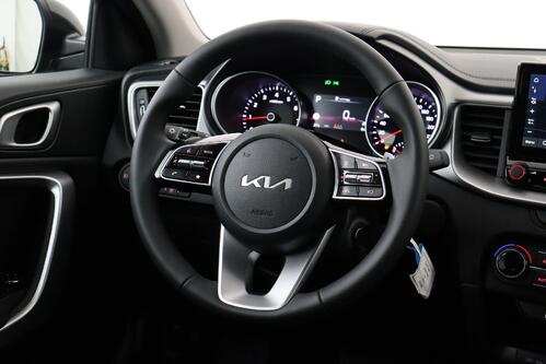 KIA Ceed SW 1.5 T-GDI 1 + CARPLAY + GPS + CAMERA + PDC + ALU