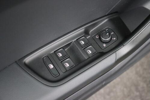 AUDI A1  SPORTBACK  25 1.0 TFSI + CARPLAY + PDC + ALU