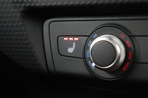 AUDI A1  SPORTBACK  25 1.0 TFSI + CARPLAY + PDC + ALU