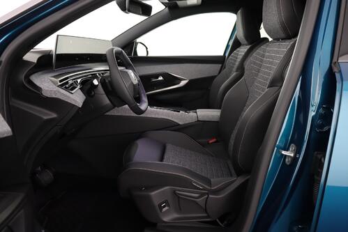 PEUGEOT 3008  ALLURE 1.2 PURETECH EAT8  HEV + A/T + GPS + CARPLAY + CAMERA + PDC + CRUISE(ACC) + ALU 19