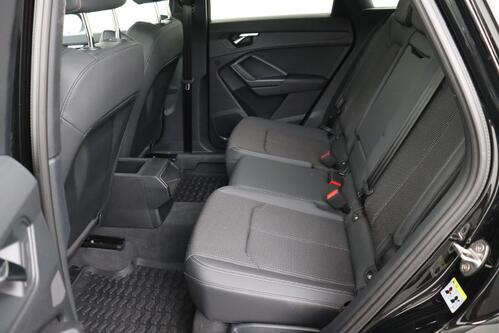 AUDI Q3 35 2.0 TDI S-TRONIC + A/T + AIRCO + HALF-LEDER