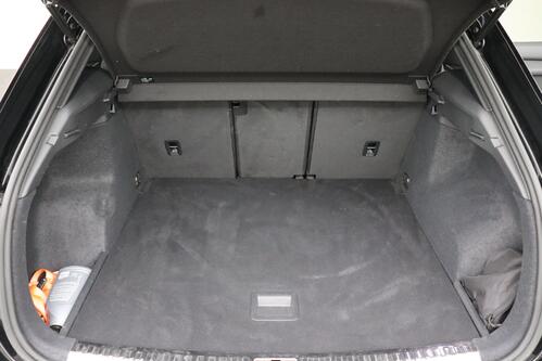 AUDI Q3 35 2.0 TDI S-TRONIC + A/T + AIRCO + HALF-LEDER