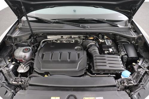 AUDI Q3 35 2.0 TDI S-TRONIC + A/T + AIRCO + HALF-LEDER