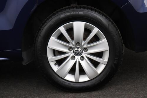 VOLKSWAGEN Sharan  1.4 TSI DSG + 7PL. + GPS + PDC + ALU + TREKHAAK