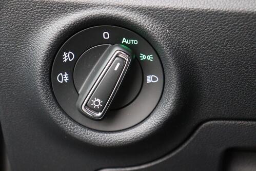 SKODA Kamiq MONTE CARLO 1.0 TSI DSG + CARPLAY + CAMERA + PDC + PANO DAK + ALU 17