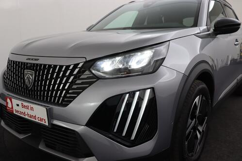 PEUGEOT 2008 Allure 1.2 PureTech EAT8 + A/T + GPS + CARPLAY + HALF/LEDER + CAMERA + PDC + CRUISE + ALU