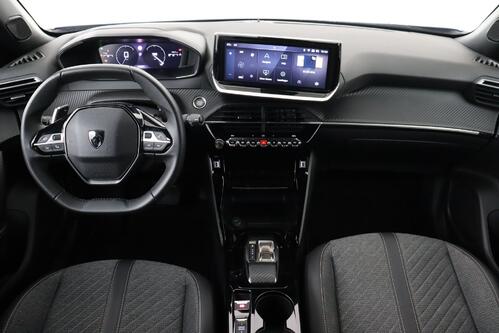 PEUGEOT 2008 Allure 1.2 PureTech EAT8 + A/T + GPS + CARPLAY + HALF/LEDER + CAMERA + PDC + CRUISE + ALU