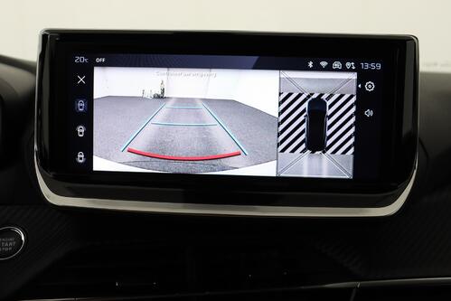 PEUGEOT 2008 Allure 1.2 PureTech EAT8 + A/T + GPS + CARPLAY + HALF/LEDER + CAMERA + PDC + CRUISE + ALU