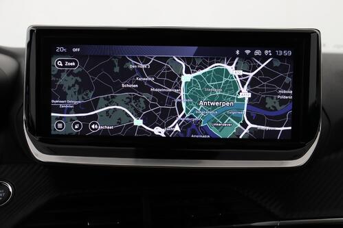 PEUGEOT 2008 Allure 1.2 PureTech EAT8 + A/T + GPS + CARPLAY + HALF/LEDER + CAMERA + PDC + CRUISE + ALU