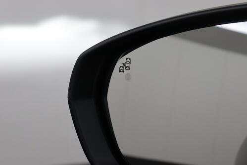 CITROEN C5 Aircross PLUS  1.2 PURETECH  131PK + GPS + CARPLAY + CAMERA + PDC + CRUISE + HALF/LEDER + ALU 18