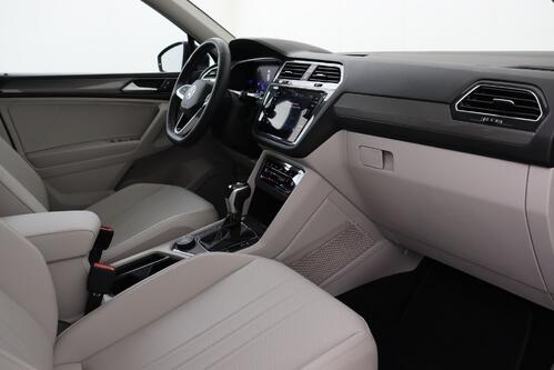 VOLKSWAGEN Tiguan Allspace 2.0 TSI DSG  + CARPLAY + LEDER + CAMERA + CRUISE + ALU