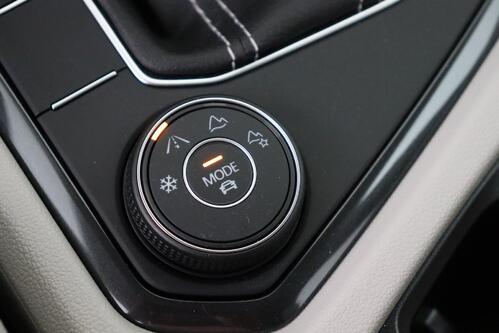 VOLKSWAGEN Tiguan Allspace 2.0 TSI DSG  + CARPLAY + LEDER + CAMERA + CRUISE + ALU