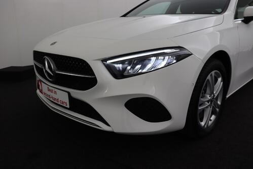 MERCEDES-BENZ A  250 e iA PROGRESSIVE DCT  + GPS + CAMERA + PDC + HALF-LEDER + ALU 