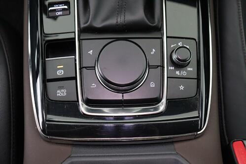 MAZDA CX-30 SKYACTIVE -G 150 PK COSMO MHEV + A/T + GPS + LEDER + CAMERA + PDC + ALU +TREKHAAK 