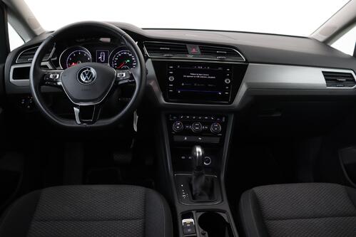 VOLKSWAGEN Touran 1.5 TSI DSG7 + 7PL. + CARPLAY + CAMERA + PDC