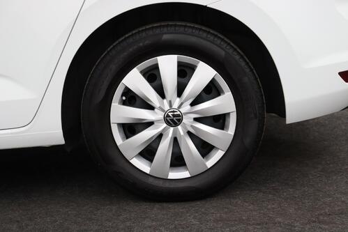 VOLKSWAGEN Touran 1.5 TSI DSG7 + 7PL. + CARPLAY + CAMERA + PDC