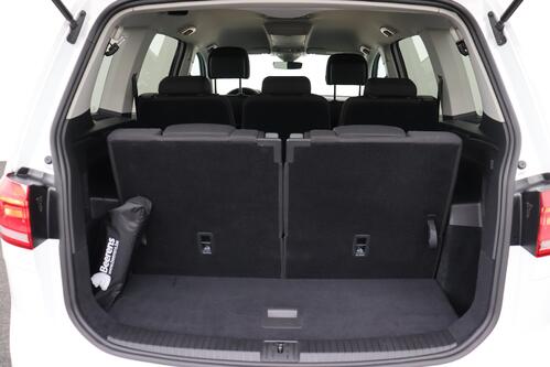 VOLKSWAGEN Touran 1.5 TSI DSG7 + 7PL. + CARPLAY + CAMERA + PDC