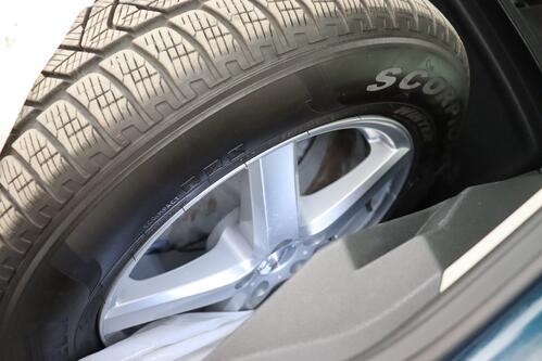 VOLKSWAGEN Tiguan  2.0 TDI DSG + GPS + PDC + CRUISE + ALU