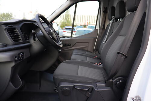 FORD Transit  VAN L4H2 2.0 AT TDCi TREND BUSINESS  + PDC + CRUISE + AIRCO 