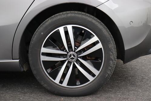 MERCEDES-BENZ A  250 e PROGRESSIVE LINE iA + GPS + LEDER + CAMERA + PDC + CRUISE(ACC) + OPEN DAK + ALU 17 + TREKHAAK 