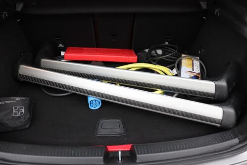 MERCEDES-BENZ A  250 e PROGRESSIVE LINE iA + GPS + LEDER + CAMERA + PDC + CRUISE(ACC) + OPEN DAK + ALU 17 + TREKHAAK 